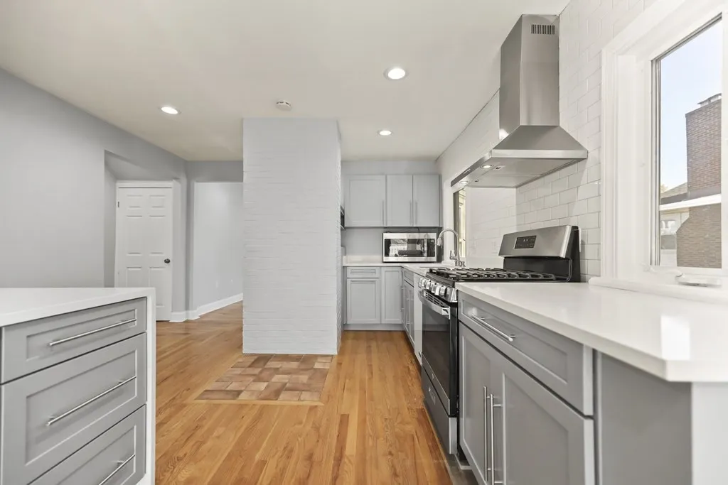 4 bed, 2 bath apartment for rent at 1004 South St Unit 2, Roslindale — photo 3 of 32