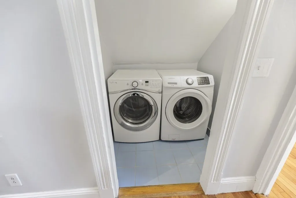 4 bed, 2 bath apartment for rent at 1004 South St Unit 2, Roslindale — photo 15 of 32