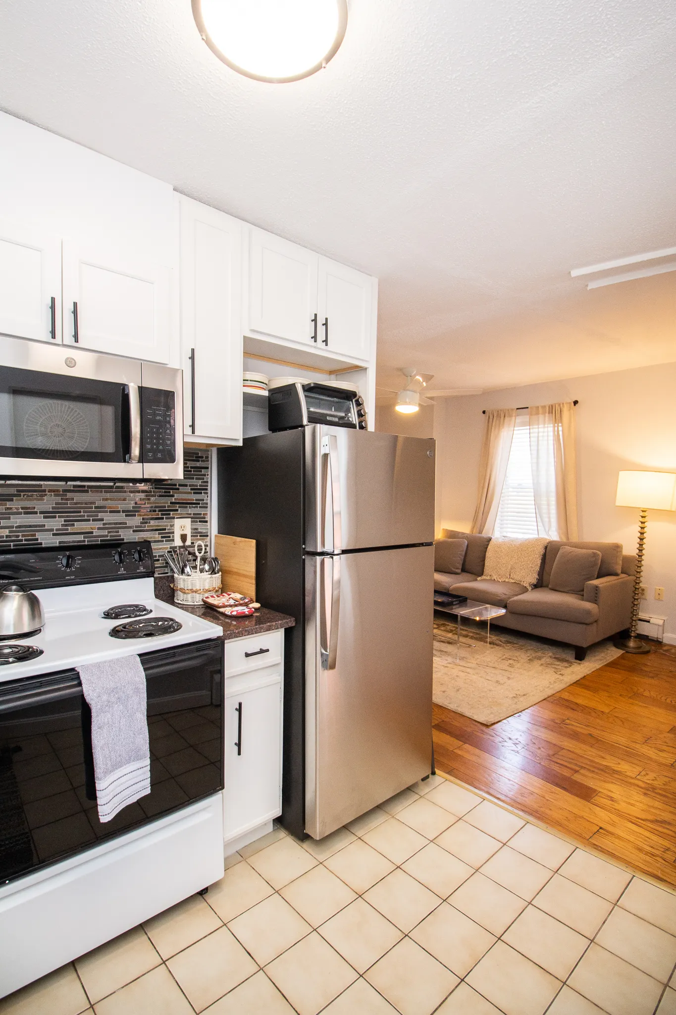 2 bed, 1 bath apartment for rent at 1004 Tremont St Unit 1, Roxbury — photo 13 of 27