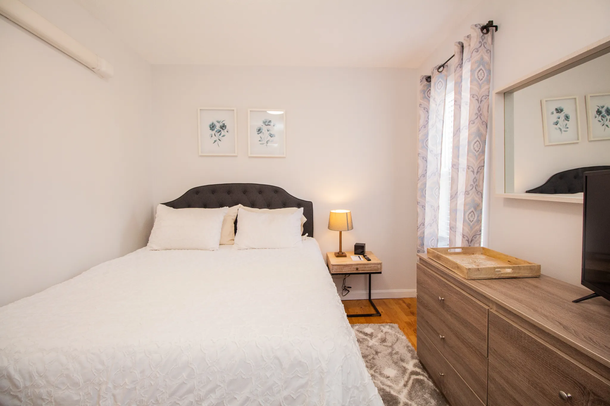 2 bed, 1 bath apartment for rent at 1004 Tremont St Unit 1, Roxbury — photo 15 of 27