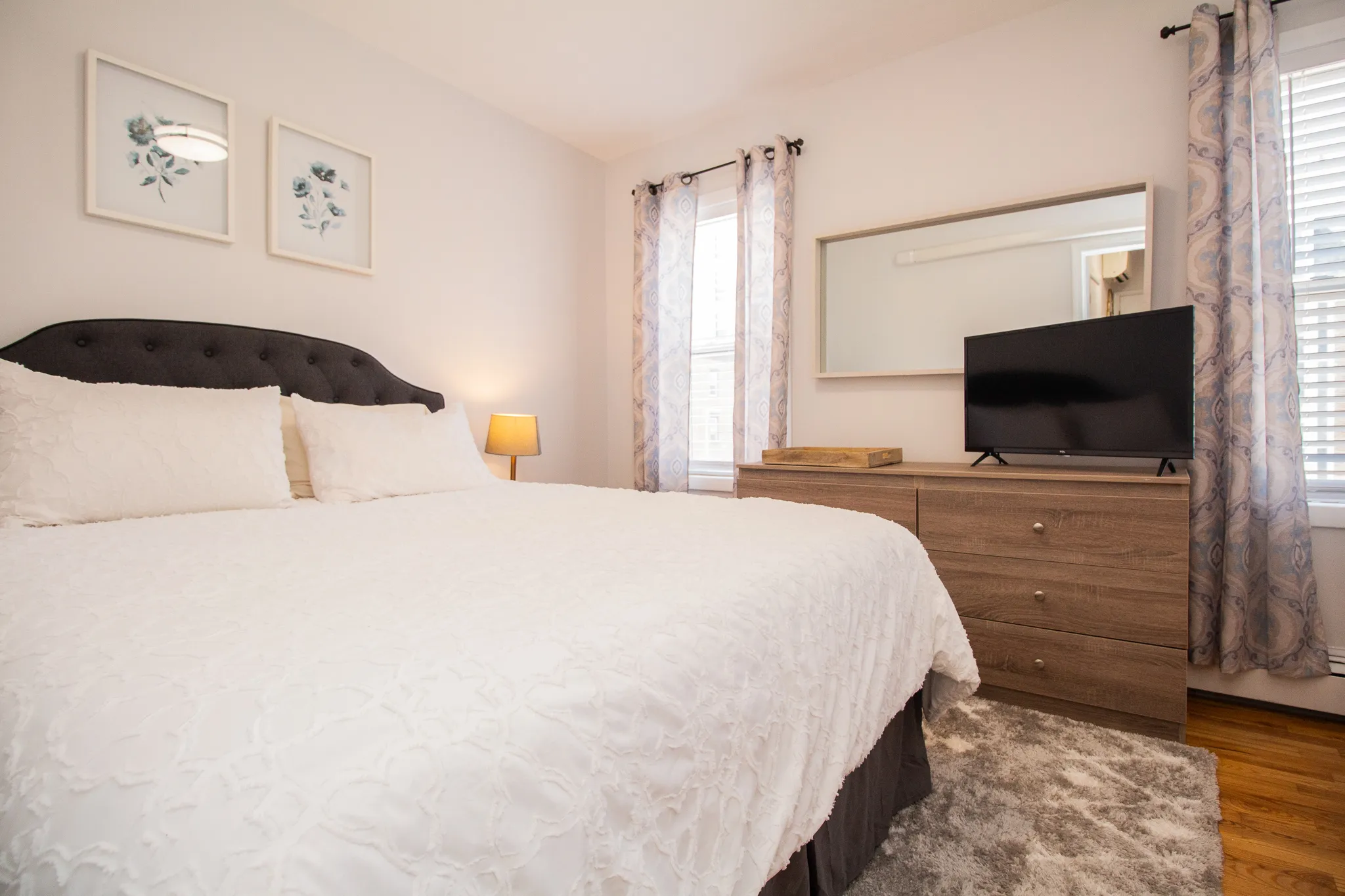 2 bed, 1 bath apartment for rent at 1004 Tremont St Unit 1, Roxbury — photo 5 of 27