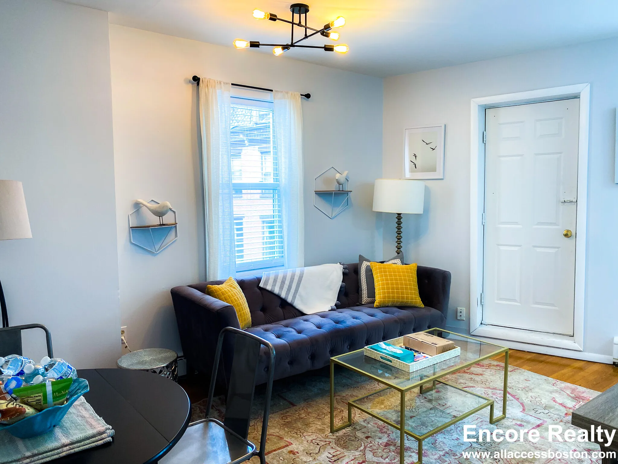 2 bed, 1 bath apartment for rent at 1004 Tremont St Unit 2, Roxbury — photo 7 of 31