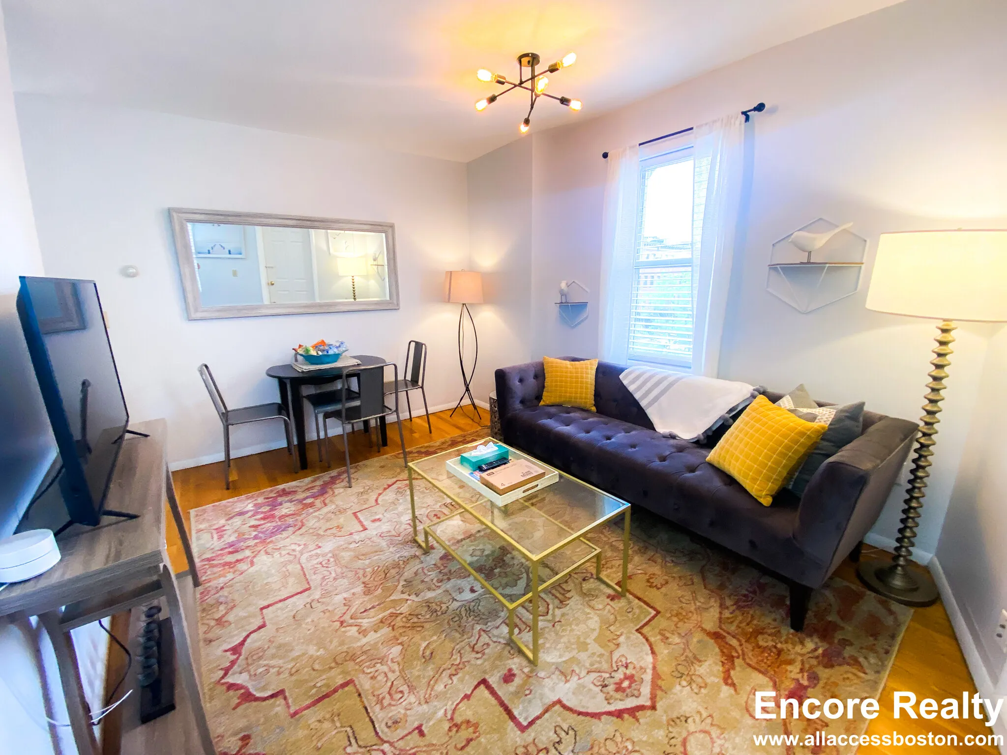 2 bed, 1 bath apartment for rent at 1004 Tremont St Unit 2, Roxbury