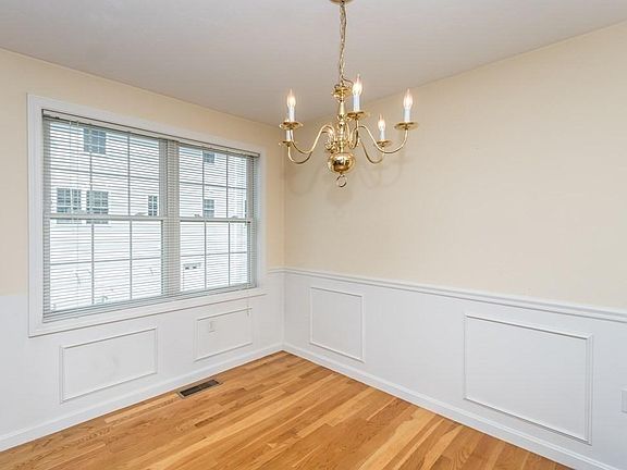 2 bed, 3 bath apartment for rent at 1005 Trapelo Rd Unit 4, North Waltham — photo 9 of 23