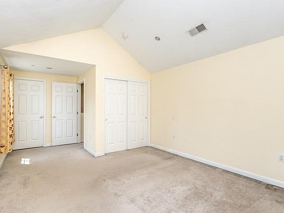 2 bed, 3 bath apartment for rent at 1005 Trapelo Rd Unit 4, North Waltham — photo 20 of 23