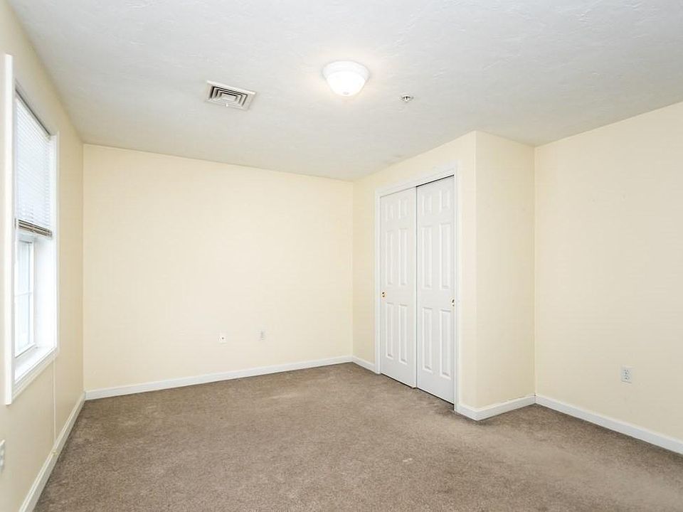 2 bed, 3 bath apartment for rent at 1005 Trapelo Rd Unit 4, North Waltham — photo 21 of 23