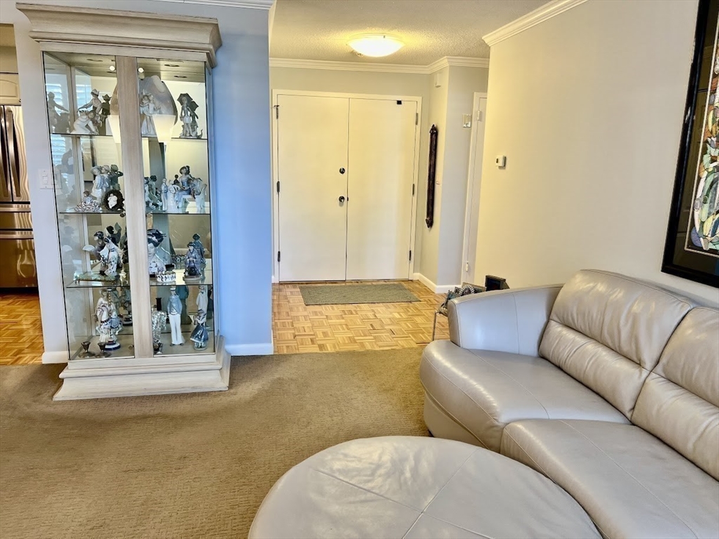 2 bed, 2 bath apartment for rent at 1006 Paradise Rd Unit 1-N, Swampscott — photo 19 of 33