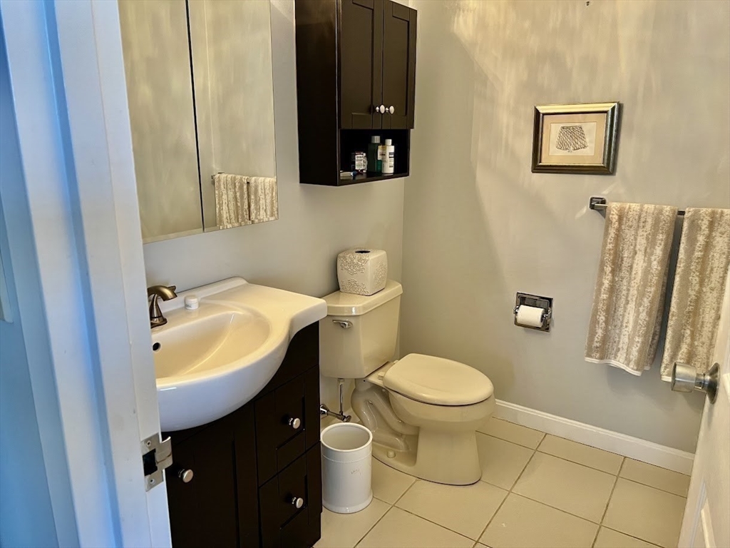2 bed, 2 bath apartment for rent at 1006 Paradise Rd Unit 1-N, Swampscott — photo 32 of 33