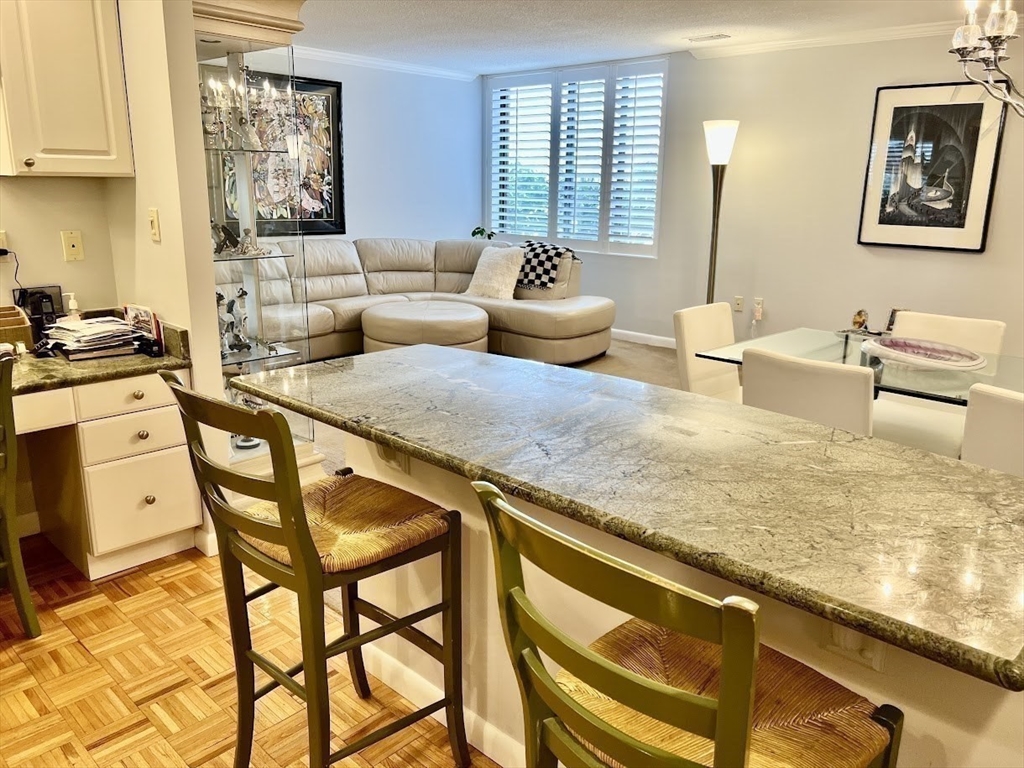 2 bed, 2 bath apartment for rent at 1006 Paradise Rd Unit 1-N, Swampscott — photo 14 of 33