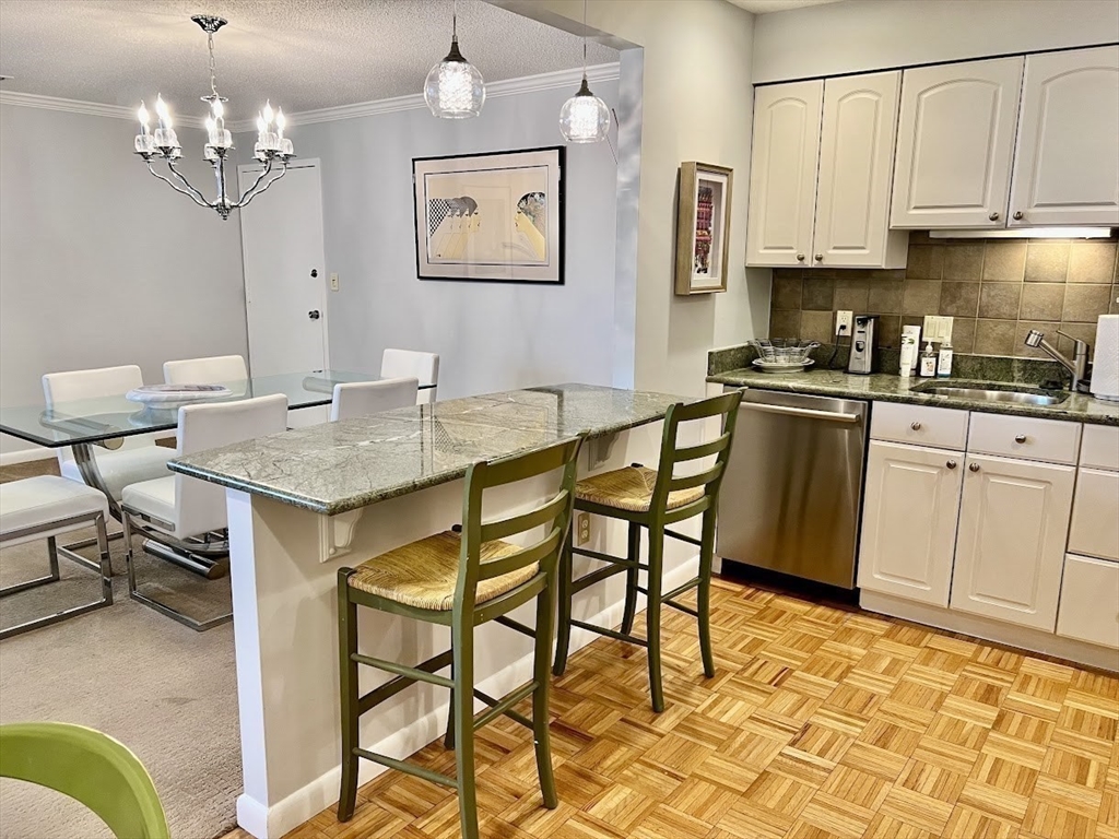 2 bed, 2 bath apartment for rent at 1006 Paradise Rd Unit 1-N, Swampscott — photo 12 of 33