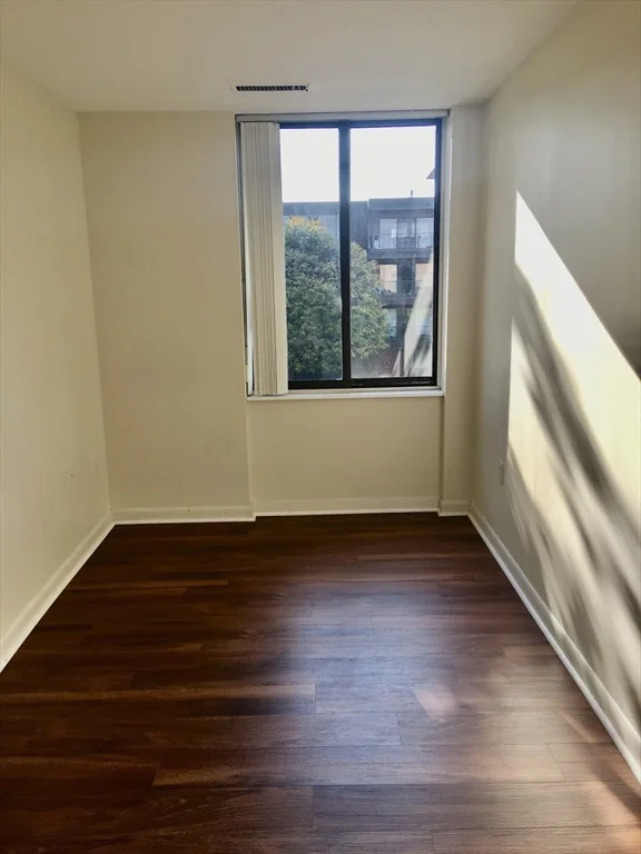 1 bed, 1 bath apartment for rent at 1006 Paradise Rd Unit 2-A, Swampscott — photo 27 of 33