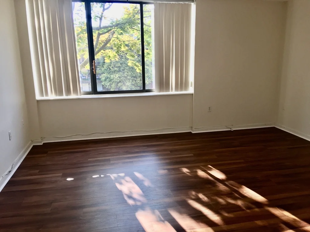 1 bed, 1 bath apartment for rent at 1006 Paradise Rd Unit 2-A, Swampscott — photo 19 of 33