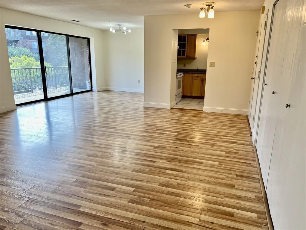 2 bed, 2 bath apartment for rent at 1006 Paradise Rd Unit 2P, Swampscott — photo 12 of 35