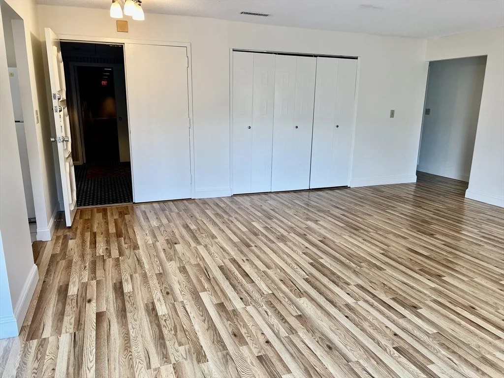 2 bed, 2 bath apartment for rent at 1006 Paradise Rd Unit 2P, Swampscott — photo 34 of 35