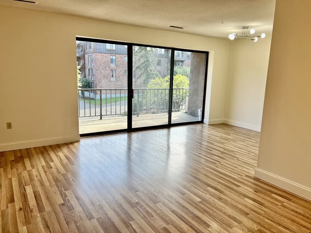 2 bed, 2 bath apartment for rent at 1006 Paradise Rd Unit 2P, Swampscott — photo 13 of 35
