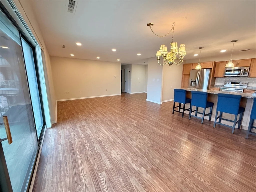2 bed, 2 bath apartment for rent at 1006 Paradise Rd Unit 3R, Swampscott — photo 9 of 32