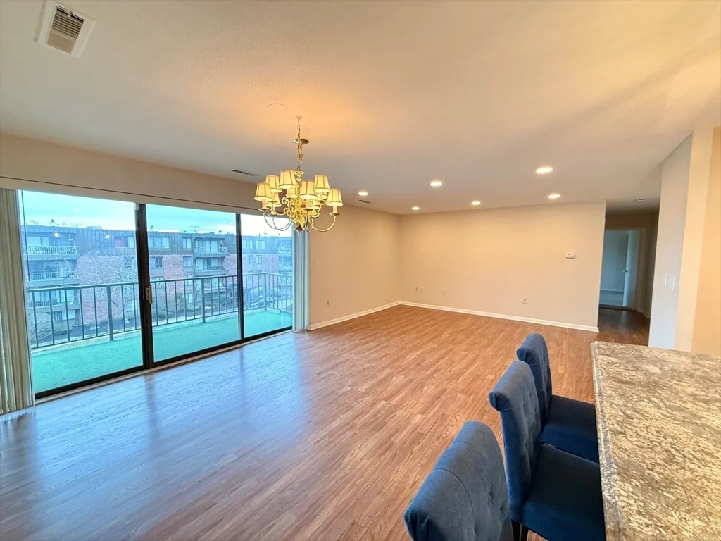 2 bed, 2 bath apartment for rent at 1006 Paradise Rd Unit 3R, Swampscott — photo 8 of 32
