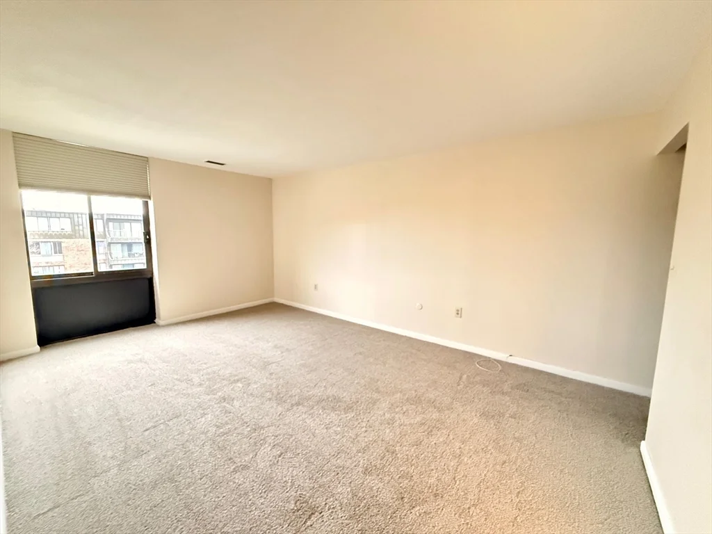2 bed, 2 bath apartment for rent at 1006 Paradise Rd Unit N-3-R, Swampscott — photo 16 of 35