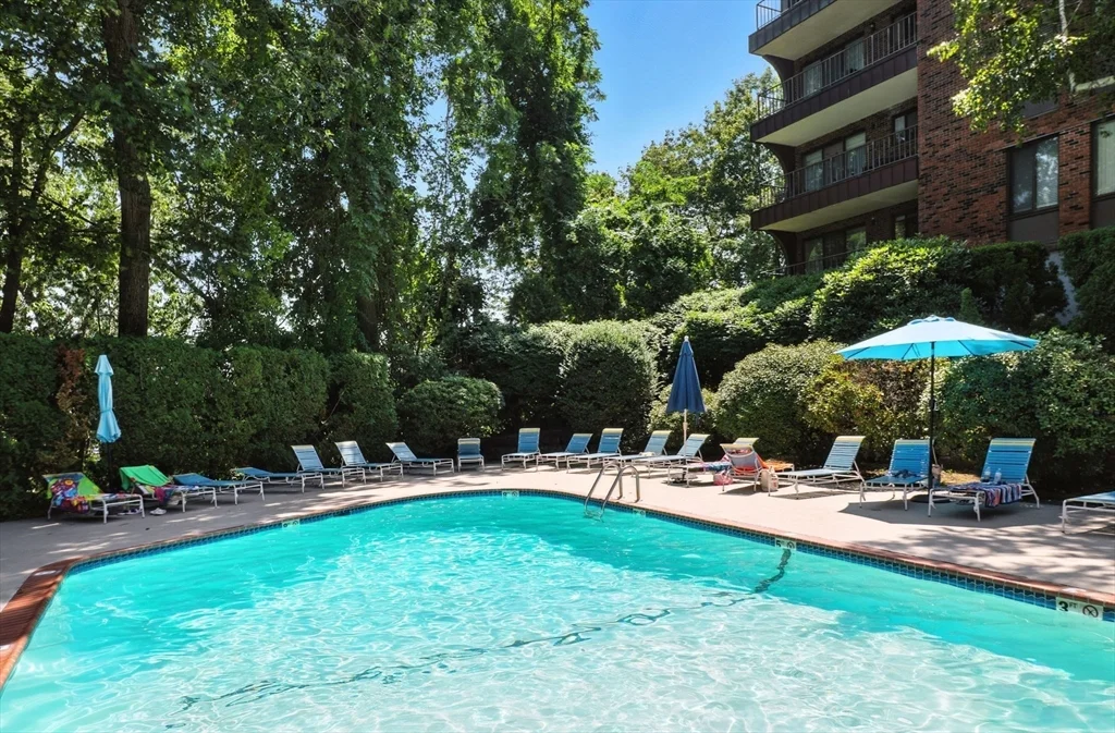 2 bed, 2 bath apartment for rent at 1006 Paradise Rd Unit N-3-R, Swampscott — photo 25 of 35