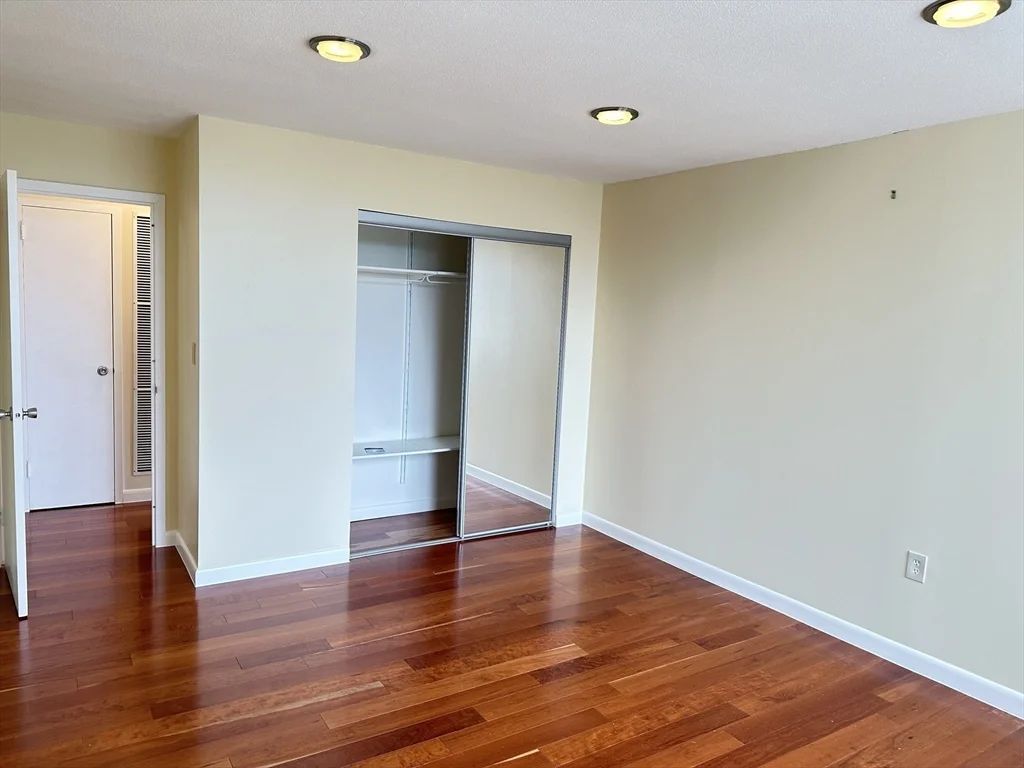 2 bed, 2 bath apartment for rent at 1006 Paradise Rd Unit PH-N, Swampscott — photo 21 of 35