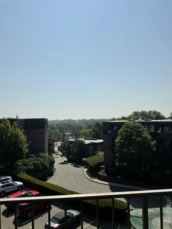 2 bed, 2 bath apartment for rent at 1006 Paradise Rd Unit PH Q, Swampscott — photo 14 of 16