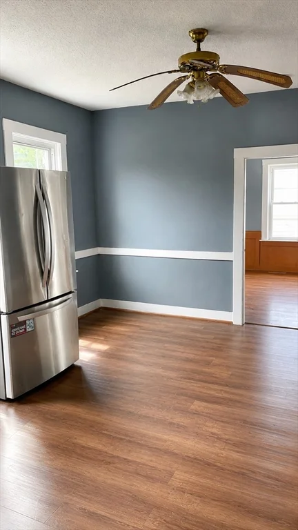 3 bed, 1 bath apartment for rent at 1008-1012 Stafford Rd Unit 2, Fall River — photo 5 of 6