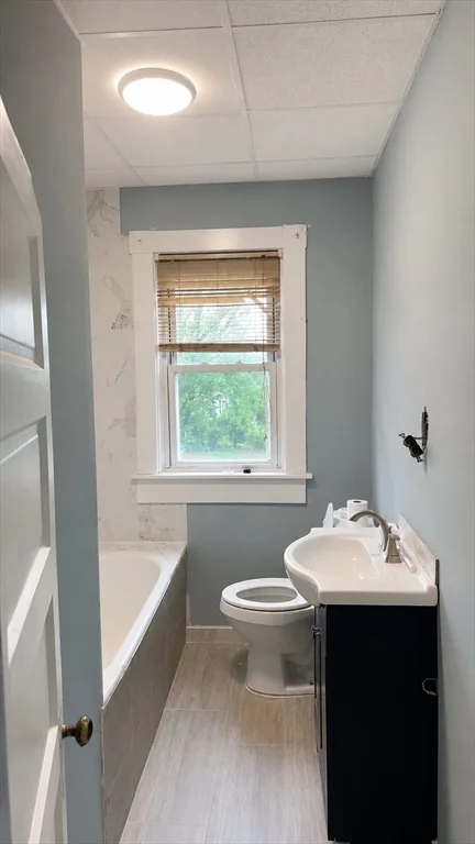 3 bed, 1 bath apartment for rent at 1008-1012 Stafford Rd Unit 2, Fall River — photo 2 of 6