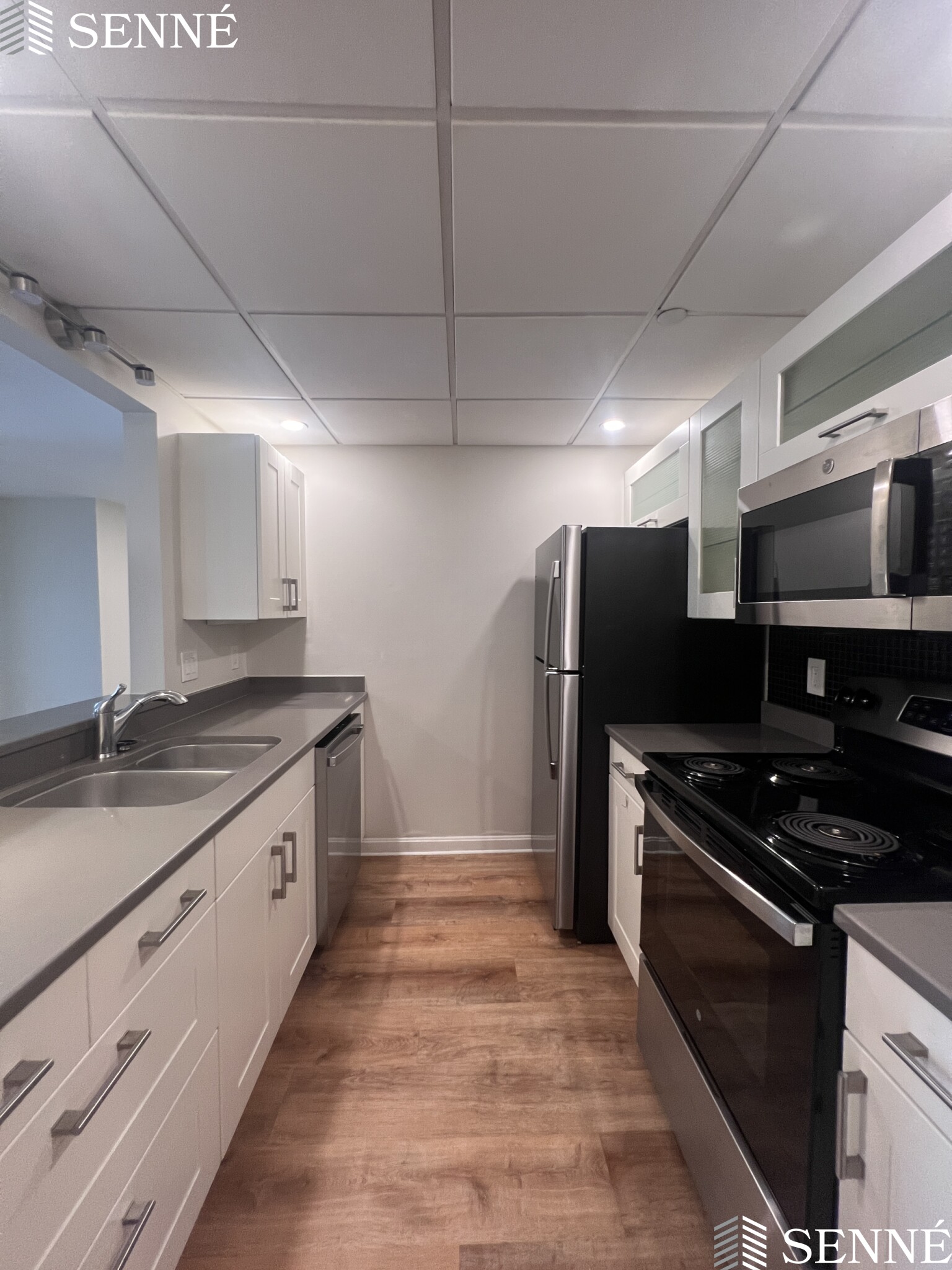 2 bed, 2 bath apartment for rent at 1008 Massachusetts Ave Unit 409, Riverside — photo 3 of 21