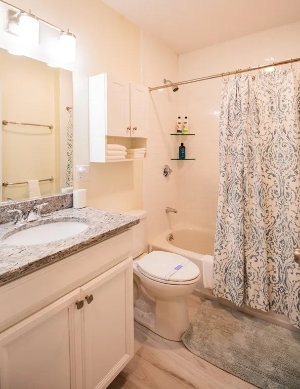 2 bed, 2 bath apartment for rent at 1008 Tremont St Unit 1, Roxbury — photo 13 of 17