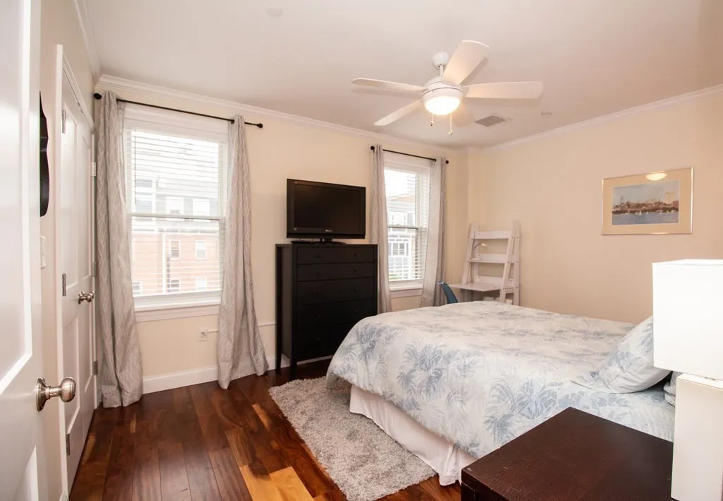 2 bed, 2 bath apartment for rent at 1008 Tremont St Unit 1, Roxbury — photo 7 of 17