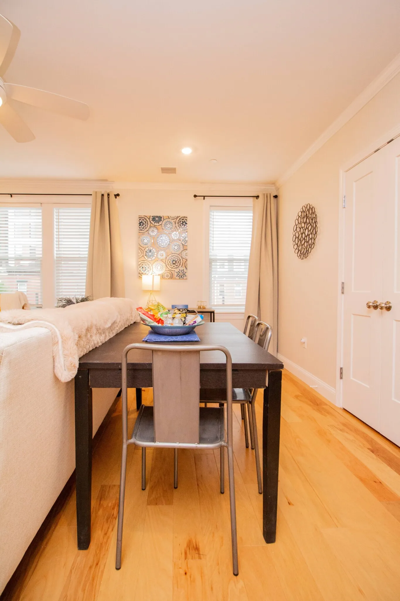 2 bed, 2 bath apartment for rent at 1008 Tremont St Unit 4, Roxbury — photo 14 of 34