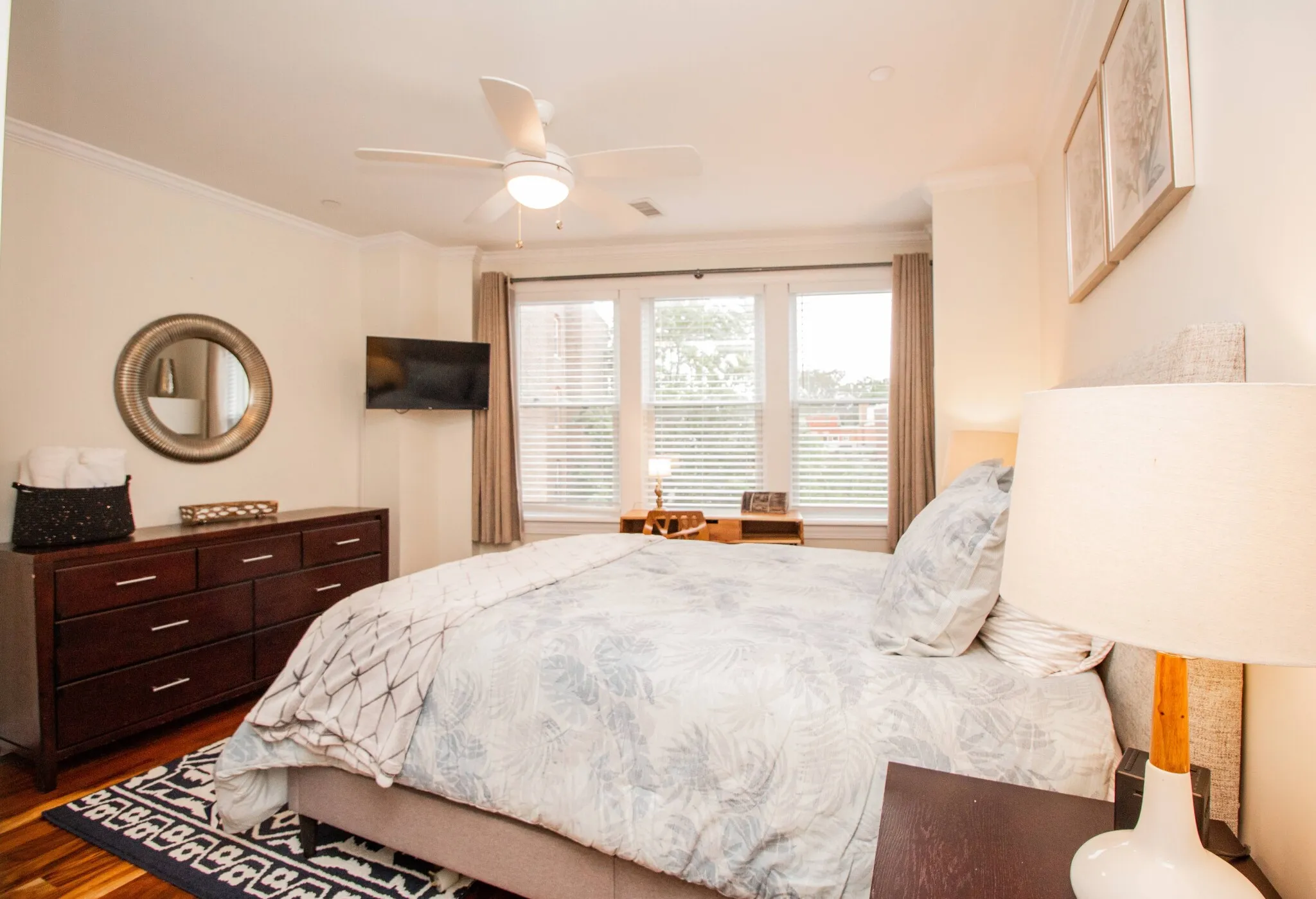 2 bed, 2 bath apartment for rent at 1008 Tremont St Unit 4, Roxbury — photo 23 of 34