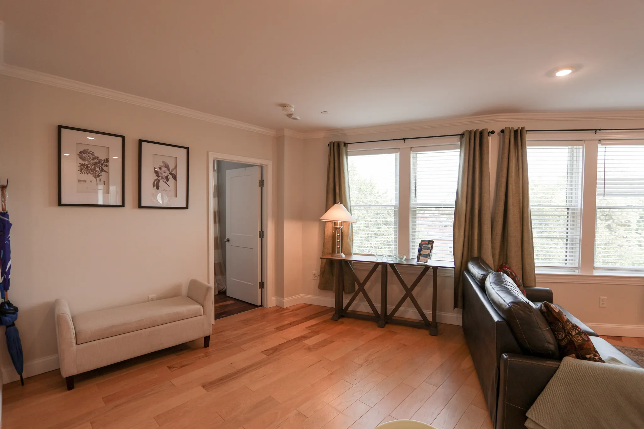 2 bed, 2 bath apartment for rent at 1008 Tremont St Unit 9, Roxbury — photo 9 of 14