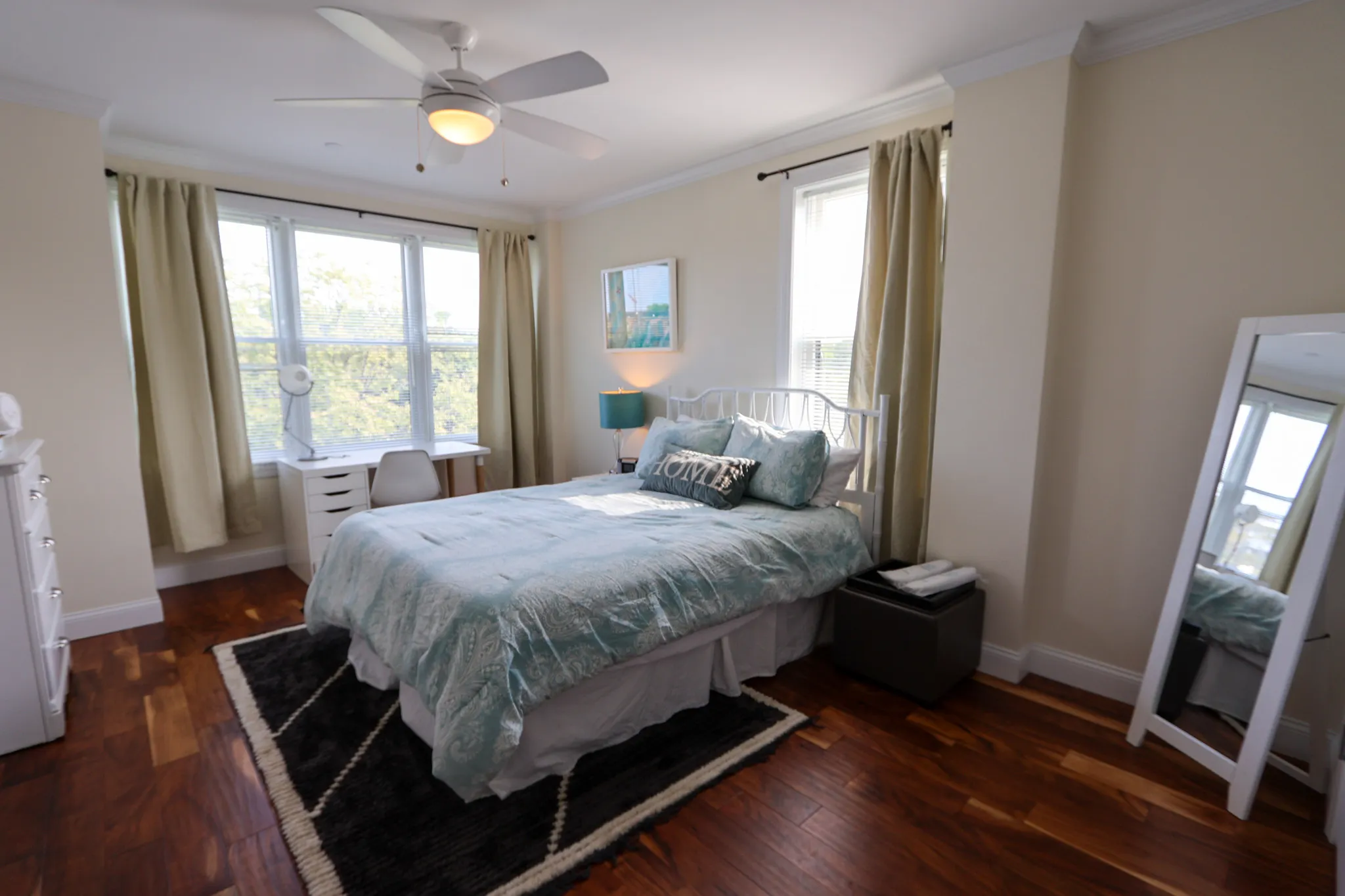 2 bed, 2 bath apartment for rent at 1008 Tremont St Unit 9, Roxbury — photo 5 of 14