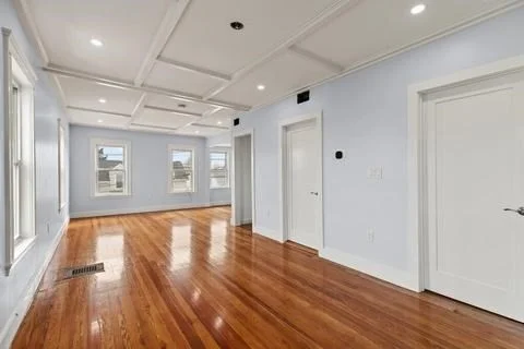 3 bed, 2 bath apartment for rent at 1008 Winthrop Ave Unit 2, Revere — photo 4 of 19