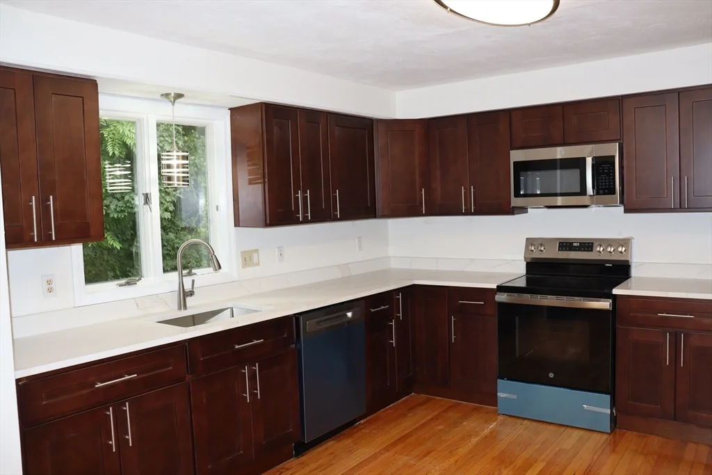 3 bed, 3.5 bath apartment for rent at 100C Allandale St Unit 100c, West Roxbury