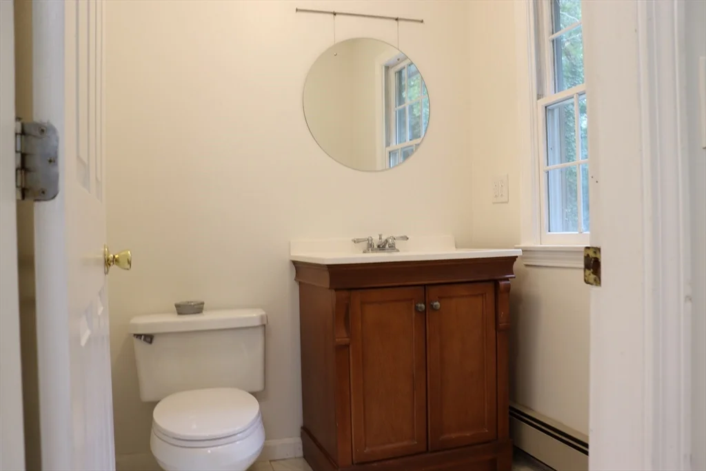 3 bed, 3.5 bath apartment for rent at 100C Allandale St Unit 100c, West Roxbury — photo 3 of 15