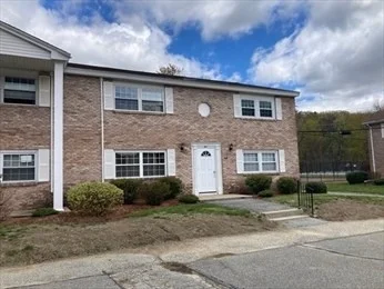 1 bed, 1 bath apartment for rent at 100C Washington Park Dr Unit 9, Andover — photo 2 of 13