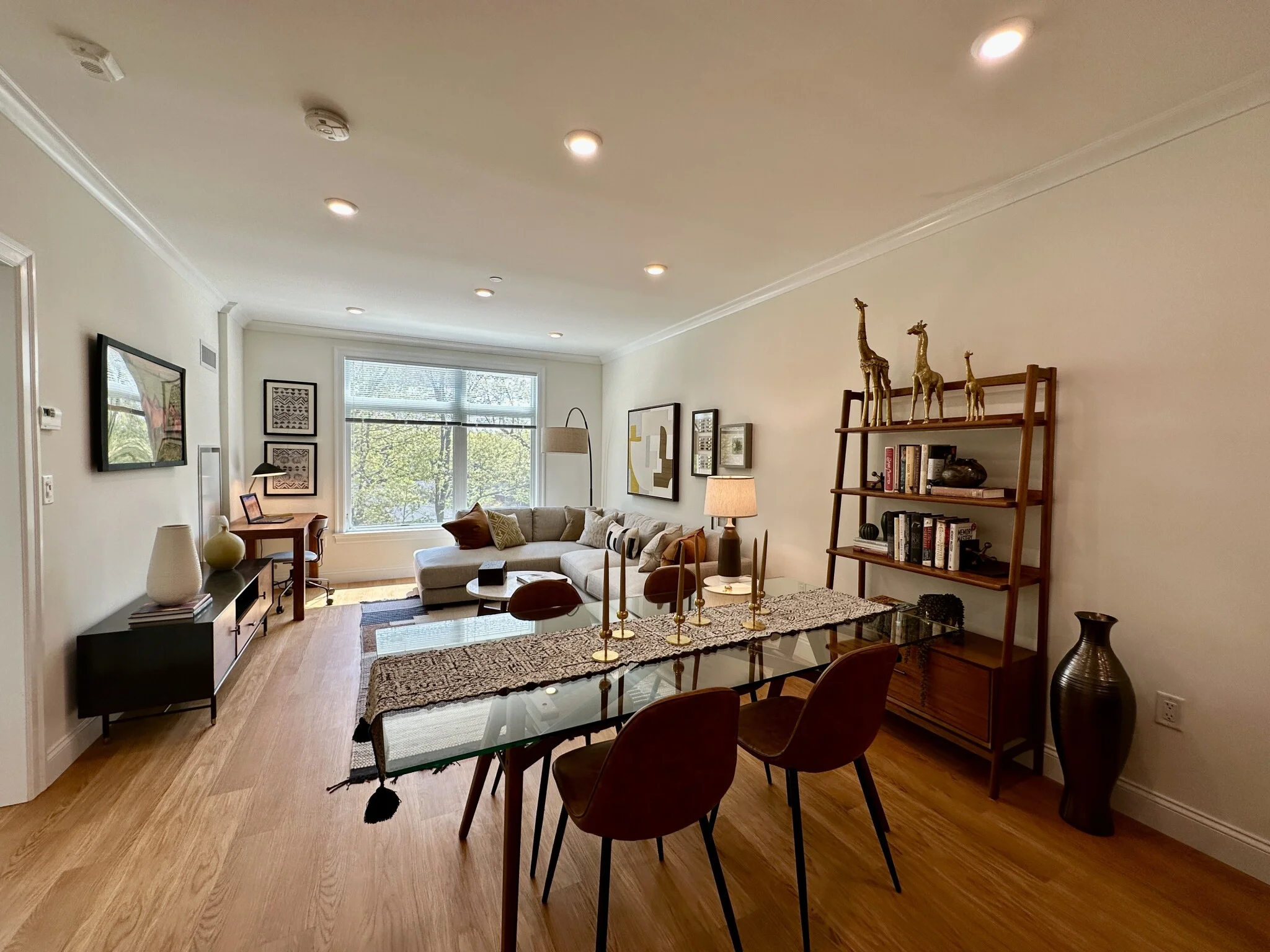 1 bed, 1 bath apartment for rent at 101 Asheville Rd Unit 305, Chestnut Hill — photo 4 of 7