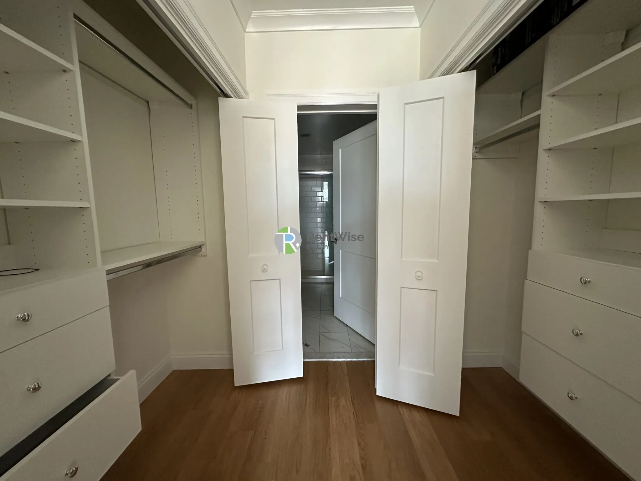 2 bed, 2 bath apartment for rent at 101 Asheville Rd Unit 423, Chestnut Hill — photo 5 of 8