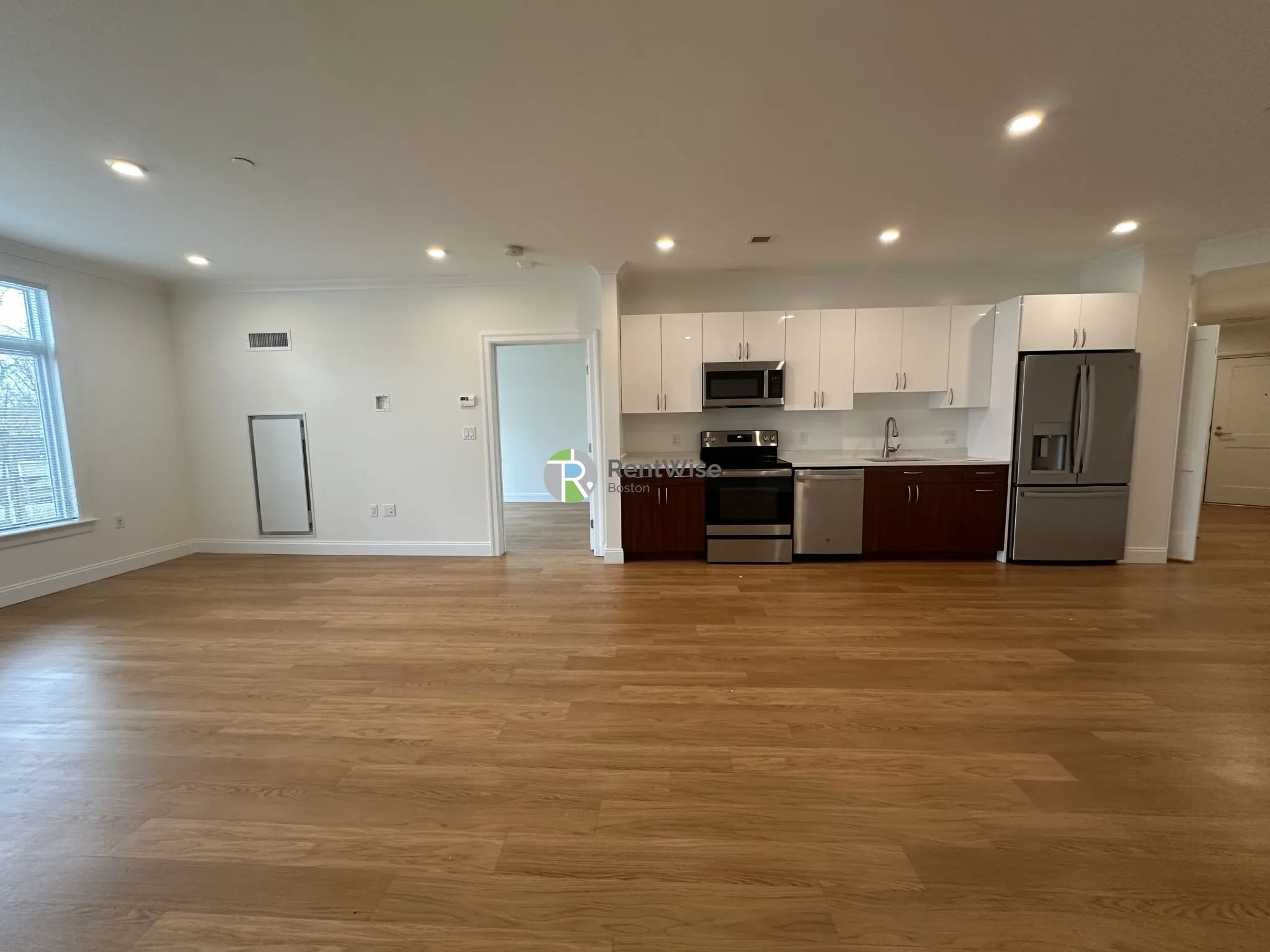 2 bed, 2 bath apartment for rent at 101 Asheville Rd Unit 423, Chestnut Hill — photo 1 of 8