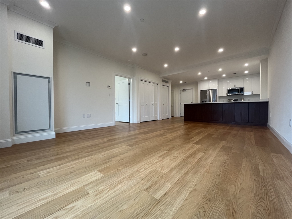 1 bed, 1 bath apartment for rent at 101 Asheville Unit 331, Chestnut Hill — photo 2 of 7