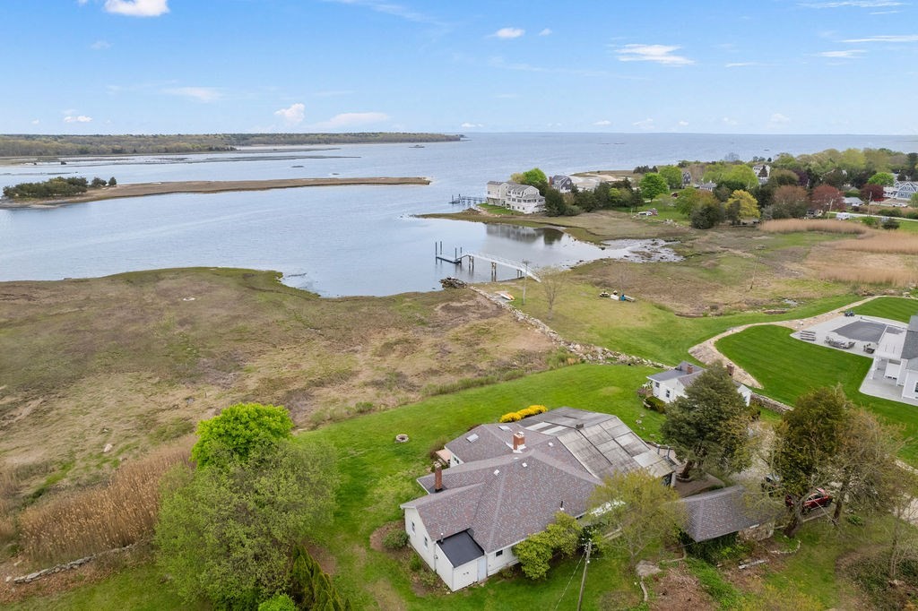 3 bed, 1 bath apartment for rent at 101 Ashley Island Rd, Fairhaven — photo 6 of 26
