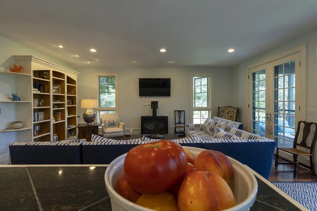 2 bed, 1 bath apartment for rent at 101 Associates Rd, Chapaquoit — photo 10 of 19