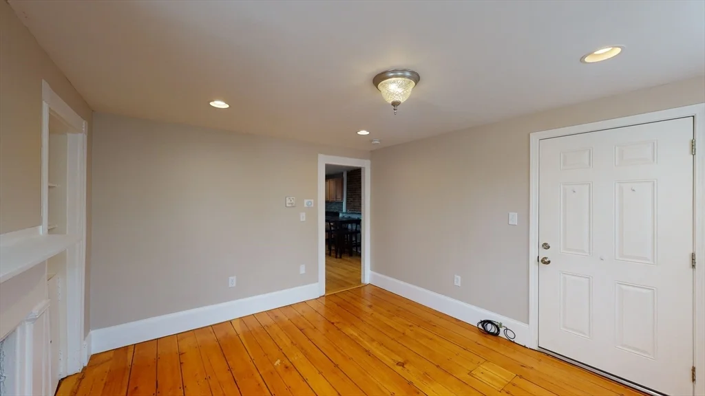 2 bed, 2 bath apartment for rent at 101 Baxter St Unit 4, South Boston — photo 6 of 18