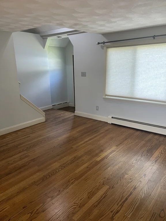 3 bed, 1 bath apartment for rent at 101 Birchwood Rd Unit 1, Methuen — photo 9 of 22
