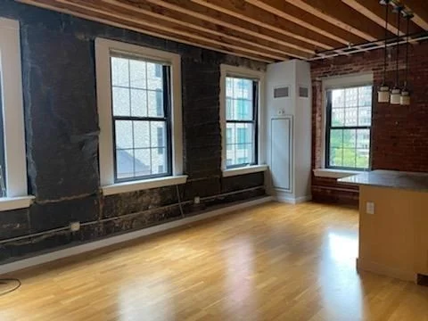 1 bed, 1 bath apartment for rent at 101 Broad St Unit 4E, Boston Downtown — photo 4 of 9