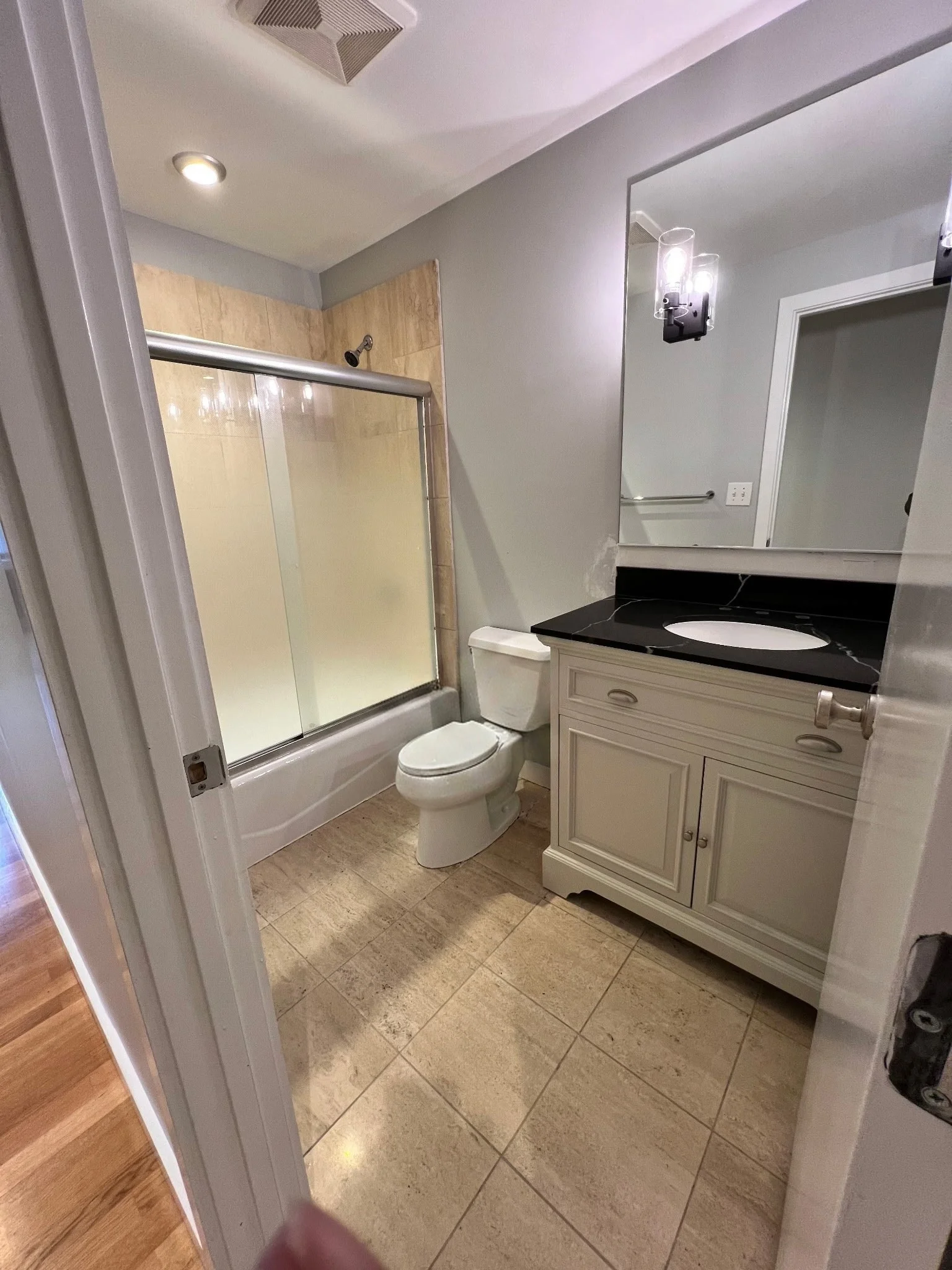 1 bed, 1 bath apartment for rent at 101 Broad St Unit 4E, Boston Downtown — photo 6 of 9