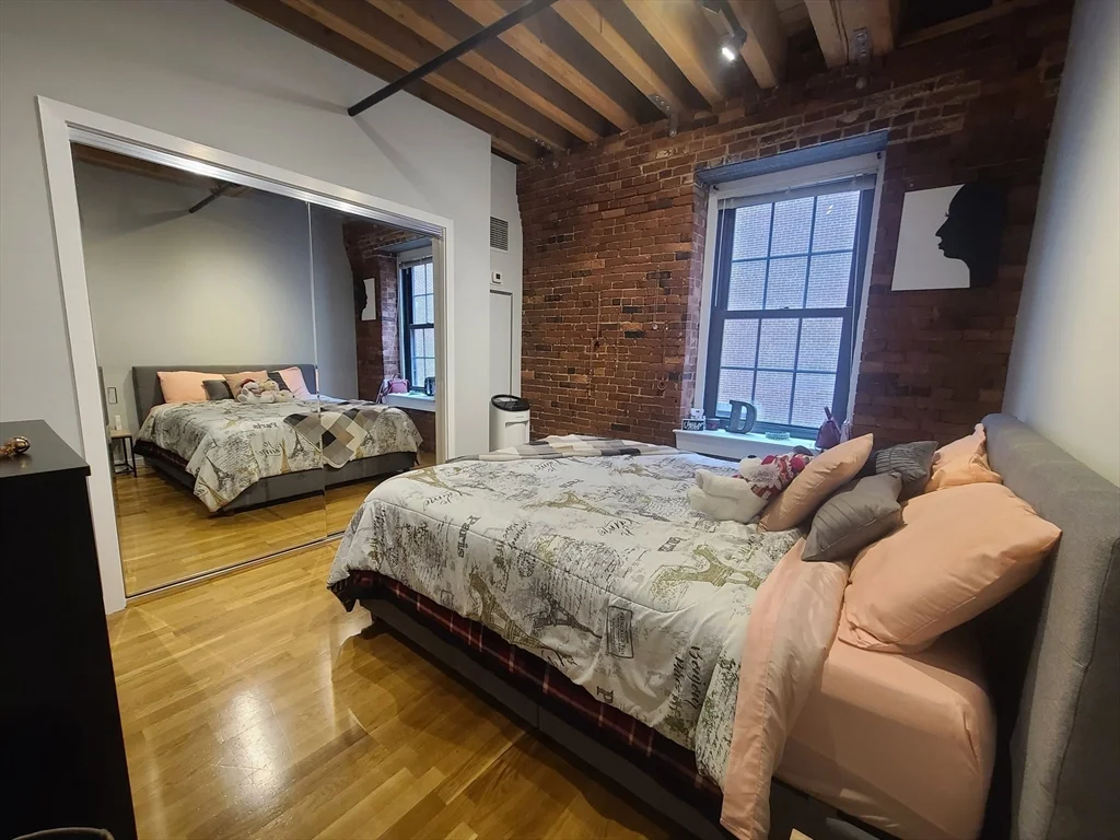 1 bed, 1 bath apartment for rent at 99-105 Broad St Unit 4E, Waterfront — photo 14 of 16
