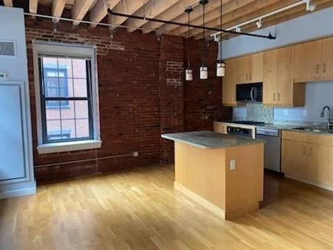 1 bed, 1 bath apartment for rent at 99-105 Broad St Unit 4E, Waterfront — photo 7 of 16